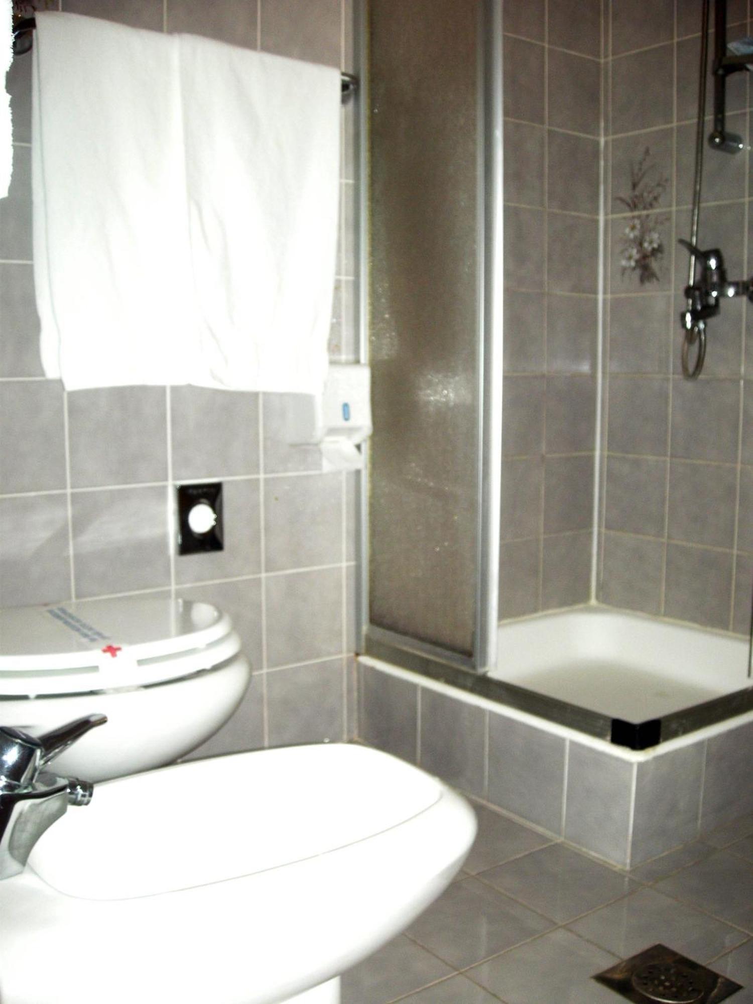 Hotel Zephyr - Plovanija Buje Kamer foto
