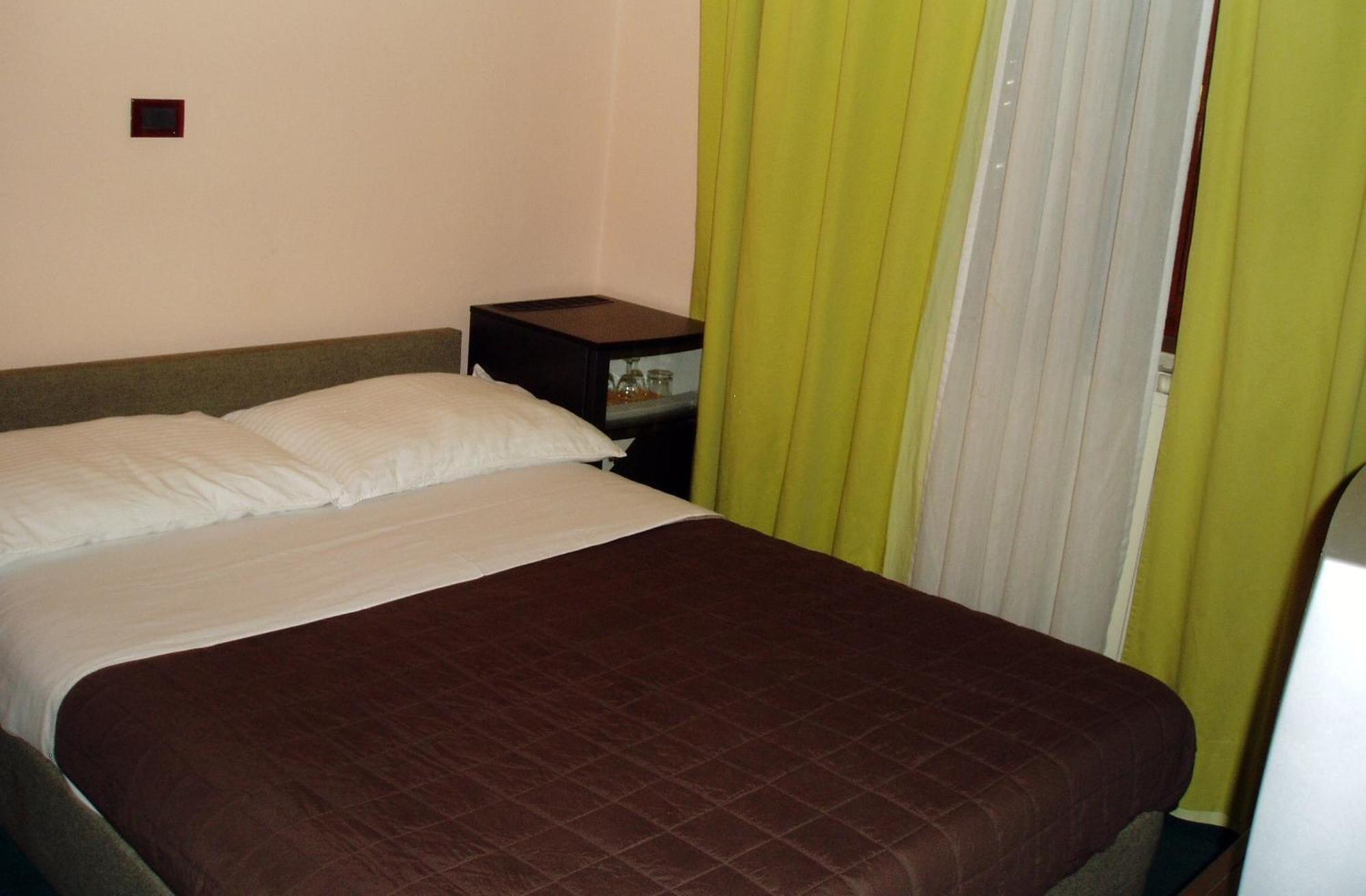 Hotel Zephyr - Plovanija Buje Kamer foto