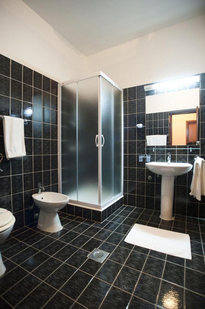 Hotel Zephyr - Plovanija Buje Kamer foto